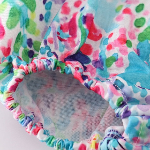 Colorful Baby Romper with 'I Love Mom' Design - Picture 4 of 5